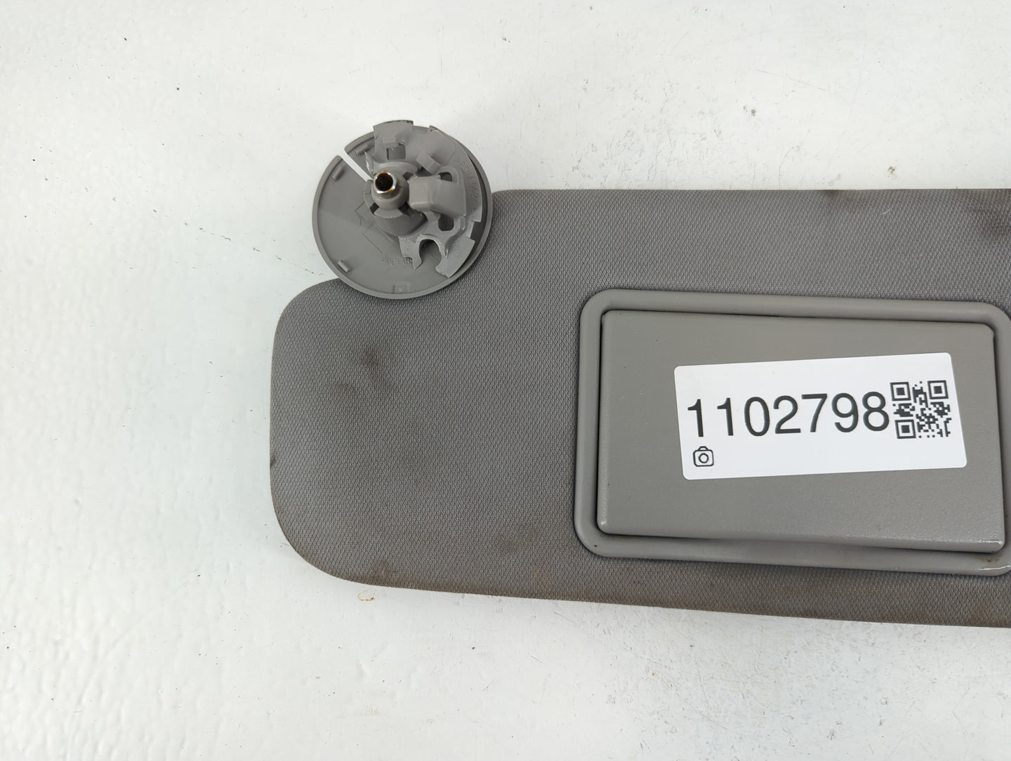 2016-2021 Chevrolet Malibu Sun Visor Shade Replacement Driver Left Mirror Fits Fits 2016 2017 2018 2019 2020 2021 OEM Used A