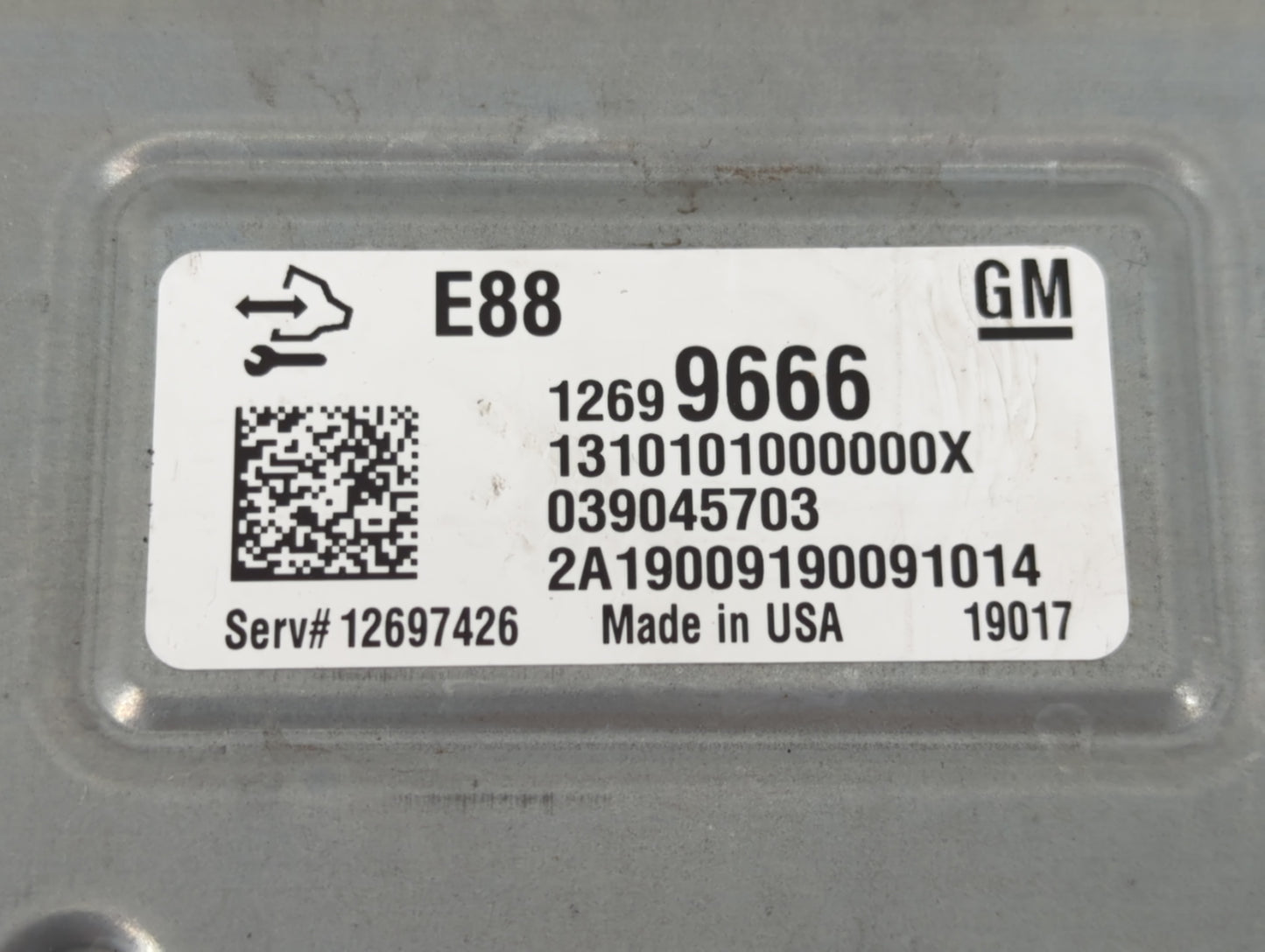 2018-2019 Chevrolet Malibu PCM Engine Control Computer ECU ECM PCU OEM P/N:12699666 Fits Fits 2018 2019 OEM Used Auto Parts 
