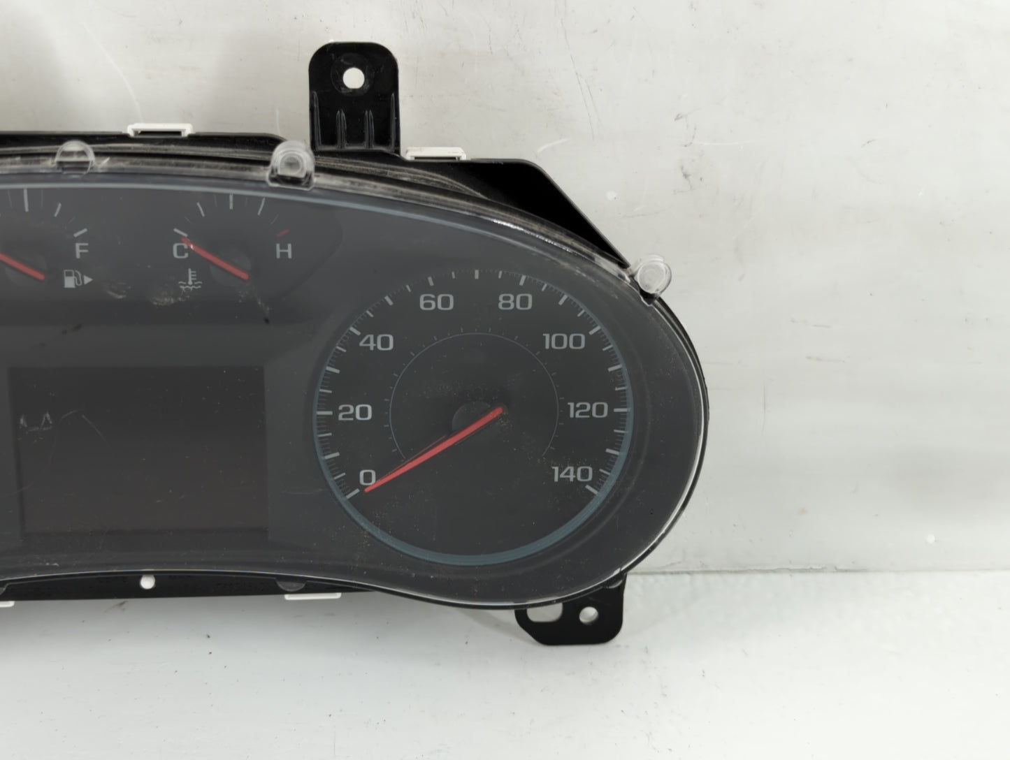 2019 Chevrolet Malibu Instrument Cluster Speedometer Gauges P/N:84524327 Fits OEM Used Auto Parts - Oemusedautoparts1.com