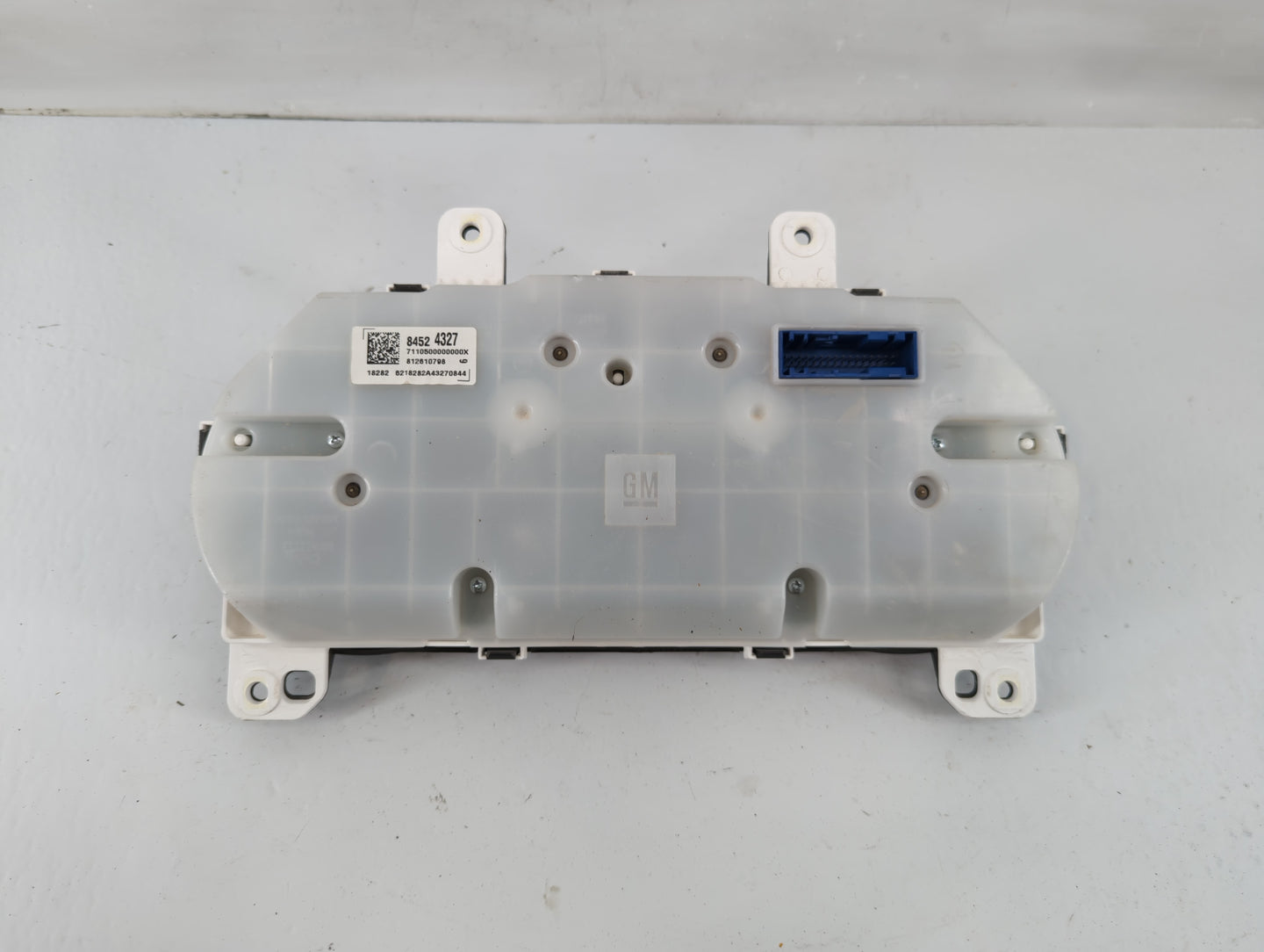 2019 Chevrolet Malibu Instrument Cluster Speedometer Gauges P/N:84524327 Fits OEM Used Auto Parts - Oemusedautoparts1.com