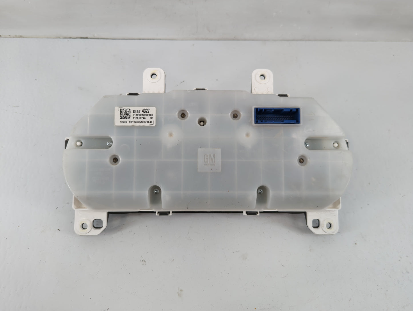 2019 Chevrolet Malibu Instrument Cluster Speedometer Gauges P/N:84524327 Fits OEM Used Auto Parts - Oemusedautoparts1.com