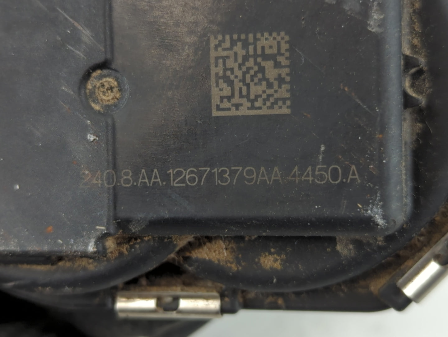 2016-2021 Chevrolet Malibu Throttle Body P/N:12671379AA Fits Fits 2016 2017 2018 2019 2020 2021 2022 OEM Used Auto Parts - O