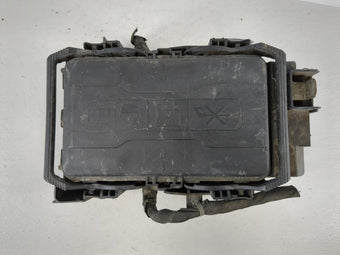 compare product 2019 Chevrolet Malibu Fusebox Fuse Box Panel Relay Module P/N:845333822LS GM9814, GM13500128 Fits OEM Used Auto Parts