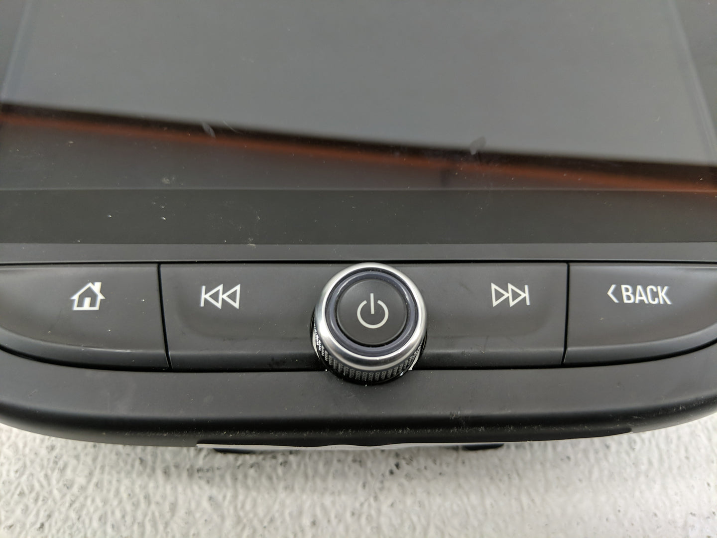 2019 Chevrolet Malibu Information Display Screen 1172275 - Oemusedautoparts1.com