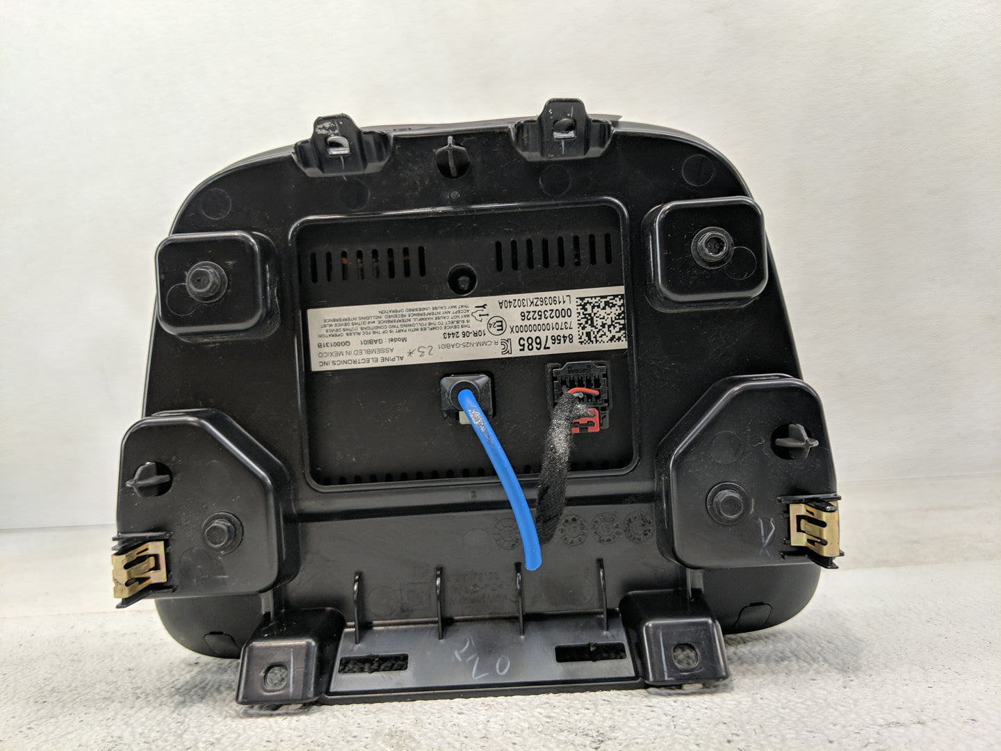 2019 Chevrolet Malibu Information Display Screen 1172275 - Oemusedautoparts1.com