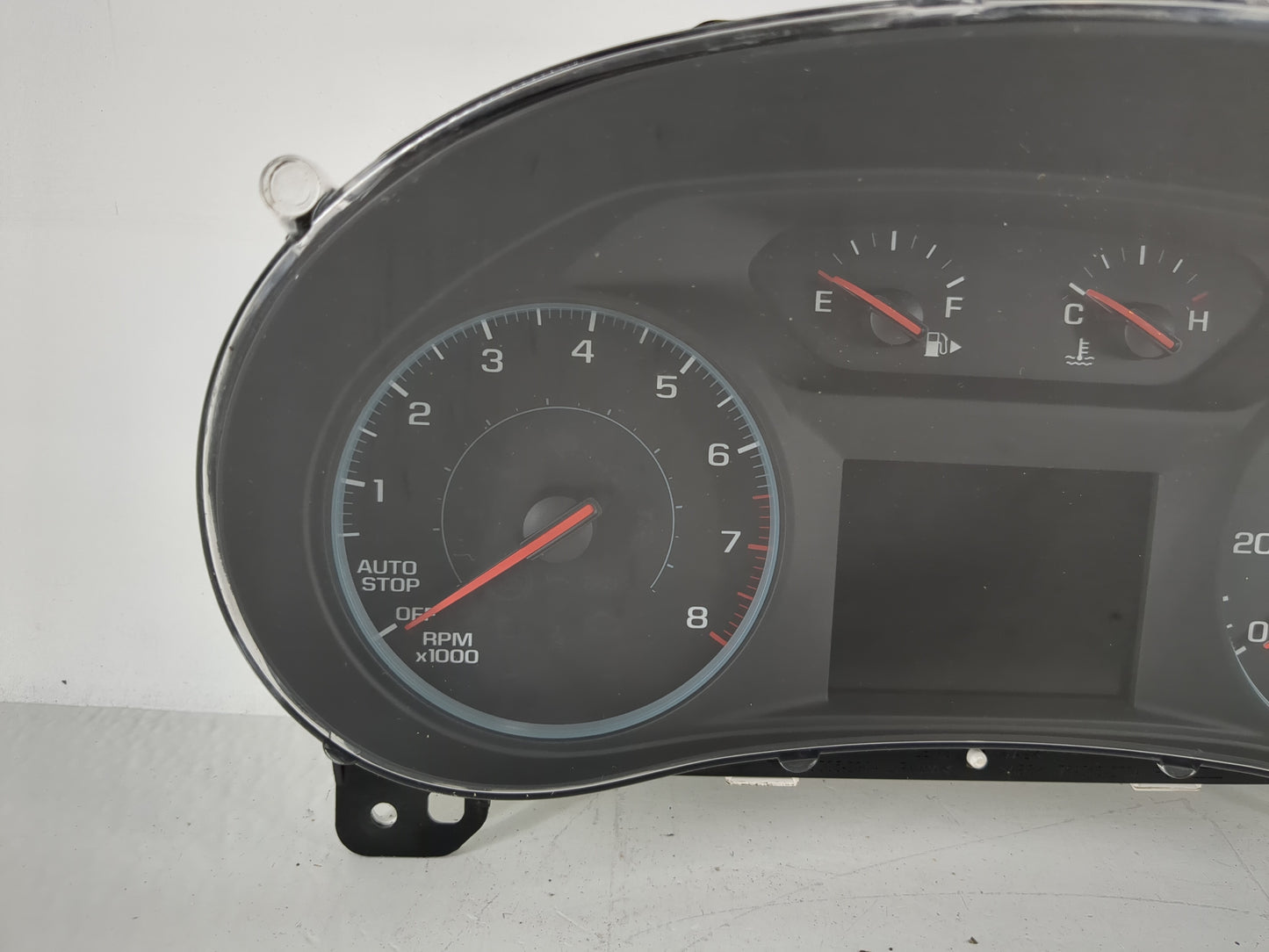 2019 Chevrolet Malibu Instrument Cluster Speedometer Gauges P/N:84524327 Fits OEM Used Auto Parts - Oemusedautoparts1.com