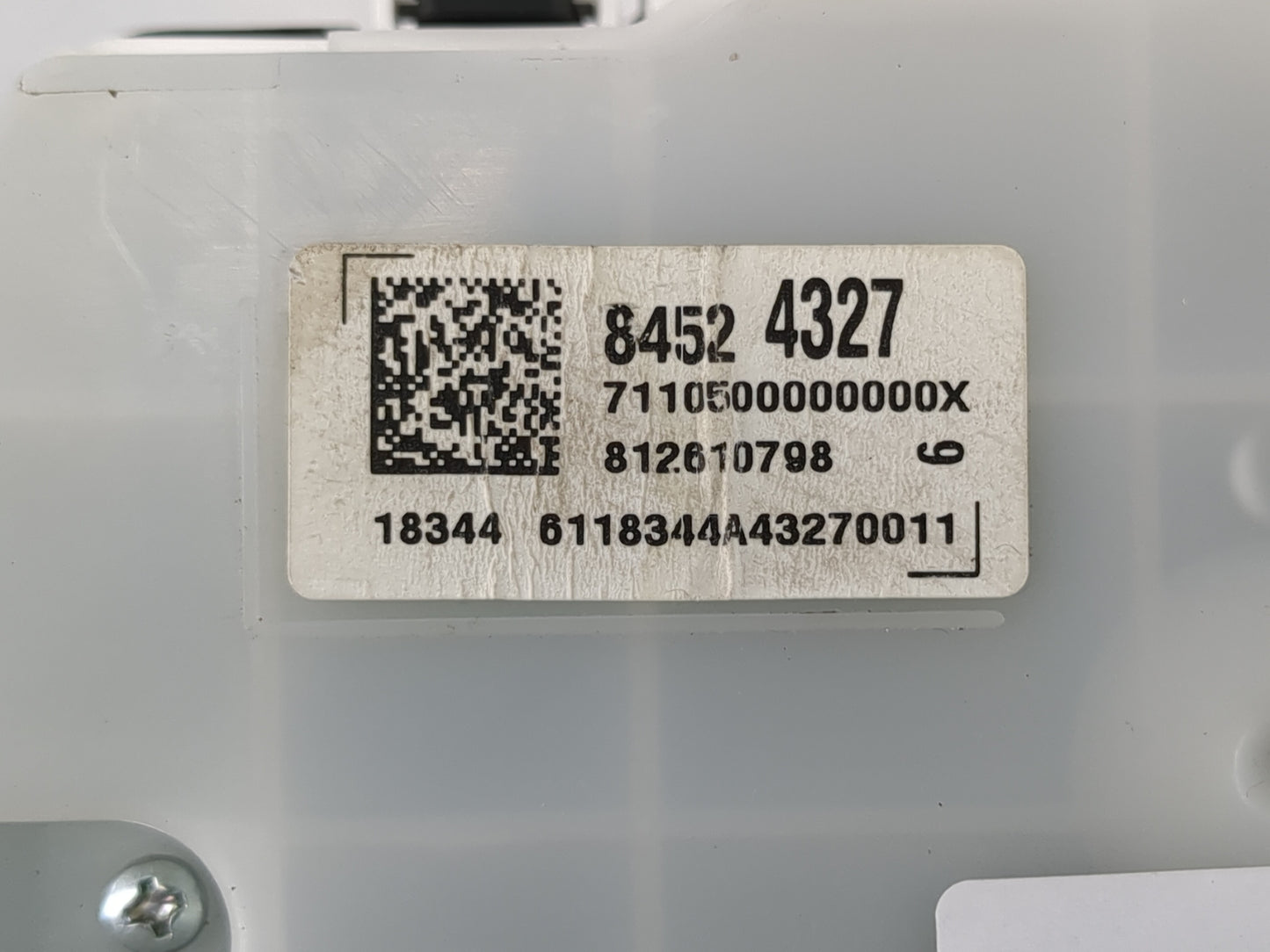 2019 Chevrolet Malibu Instrument Cluster Speedometer Gauges P/N:84524327 Fits OEM Used Auto Parts - Oemusedautoparts1.com