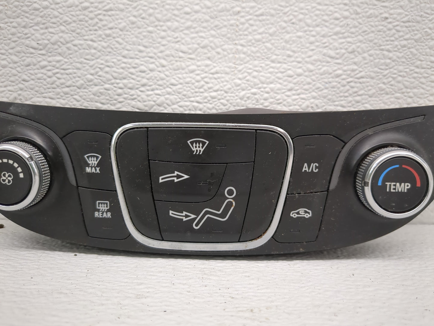 2019-2021 Chevrolet Malibu Climate Control Module Temperature AC/Heater Replacement P/N:84426651 Fits Fits 2019 2020 2021 OE