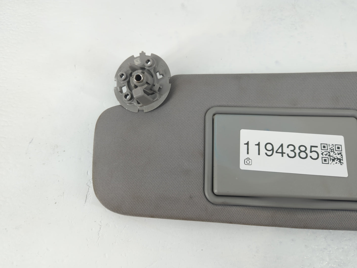 2016-2021 Chevrolet Malibu Sun Visor Shade Replacement Driver Left Mirror Fits Fits 2016 2017 2018 2019 2020 2021 OEM Used A