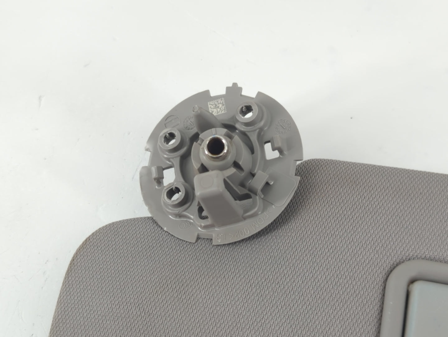 2016-2021 Chevrolet Malibu Sun Visor Shade Replacement Driver Left Mirror Fits Fits 2016 2017 2018 2019 2020 2021 OEM Used A