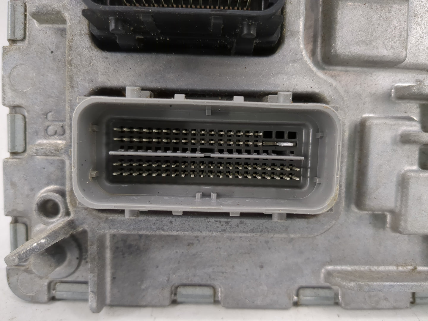2018-2019 Chevrolet Malibu PCM Engine Control Computer ECU ECM PCU OEM P/N:12699666 Fits Fits 2018 2019 OEM Used Auto Parts 