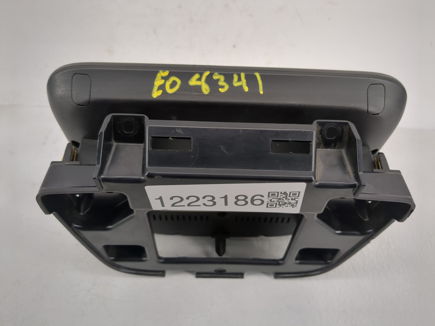 2019-2021 Chevrolet Malibu Radio AM FM Cd Player Receiver Replacement P/N:84567687 Fits Fits 2019 2020 2021 OEM Used Auto Pa
