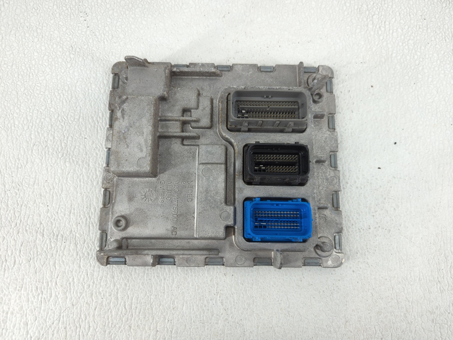 2018-2019 Chevrolet Malibu PCM Engine Control Computer ECU ECM PCU OEM P/N:12699666 Fits Fits 2018 2019 OEM Used Auto Parts 