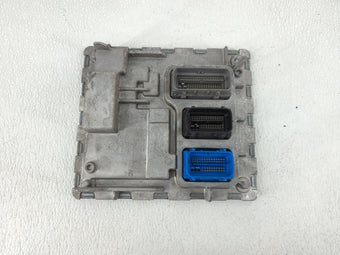 compare product 2018-2019 Chevrolet Malibu PCM Engine Control Computer ECU ECM PCU OEM P/N:12699666 Fits Fits 2018 2019 OEM Used Auto Parts