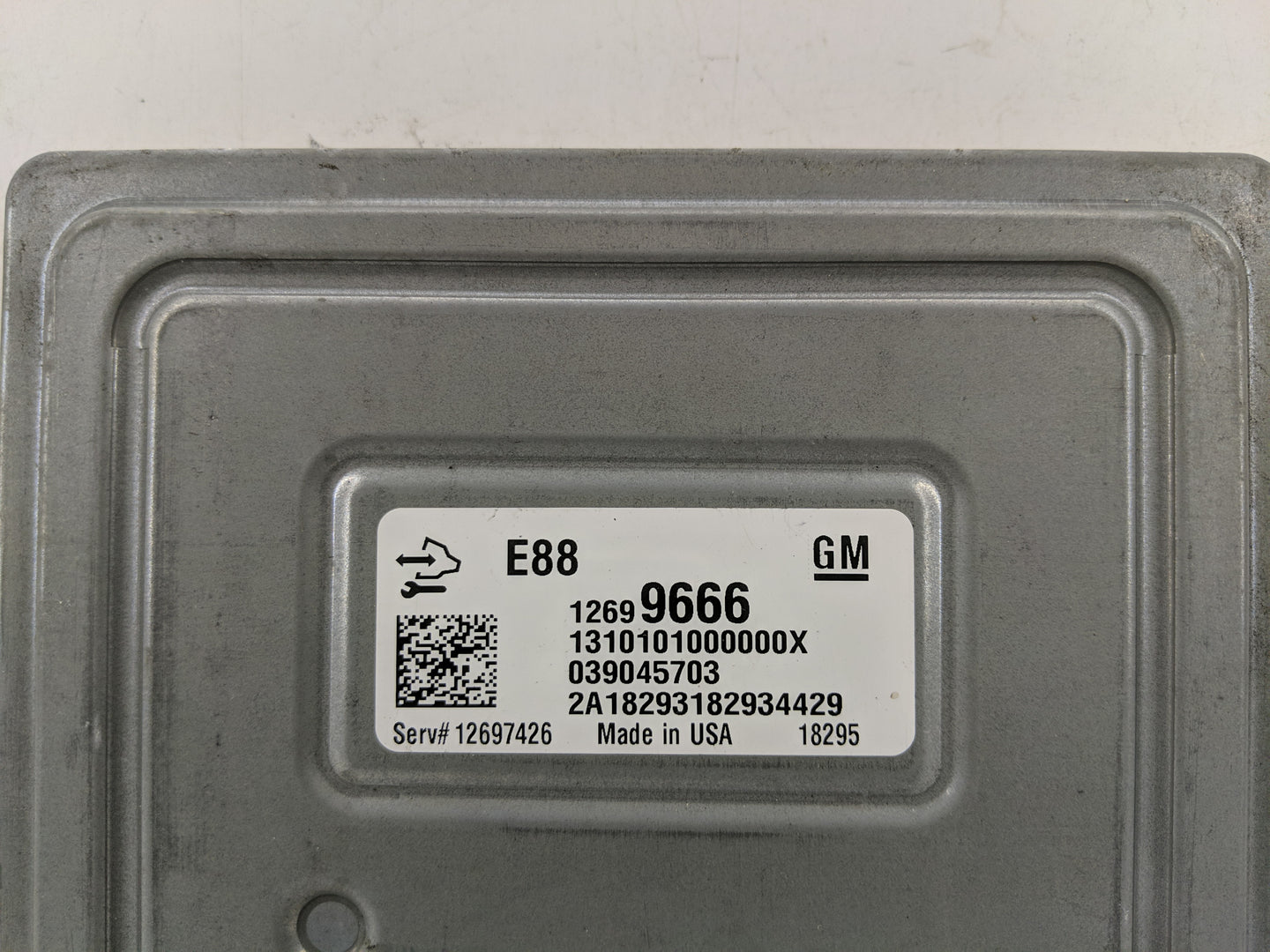 2018-2019 Chevrolet Malibu PCM Engine Control Computer ECU ECM PCU OEM P/N:12699666 Fits Fits 2018 2019 OEM Used Auto Parts 