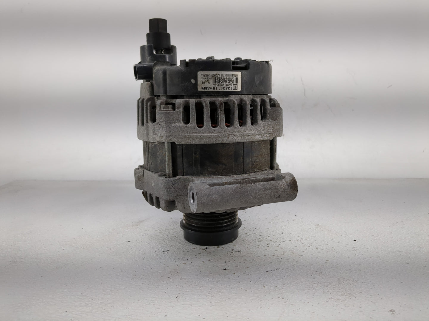 2019-2021 Chevrolet Malibu Alternator Replacement Generator Charging Assembly Engine OEM P/N:A005TV0184ZC 13534118 Fits OEM 