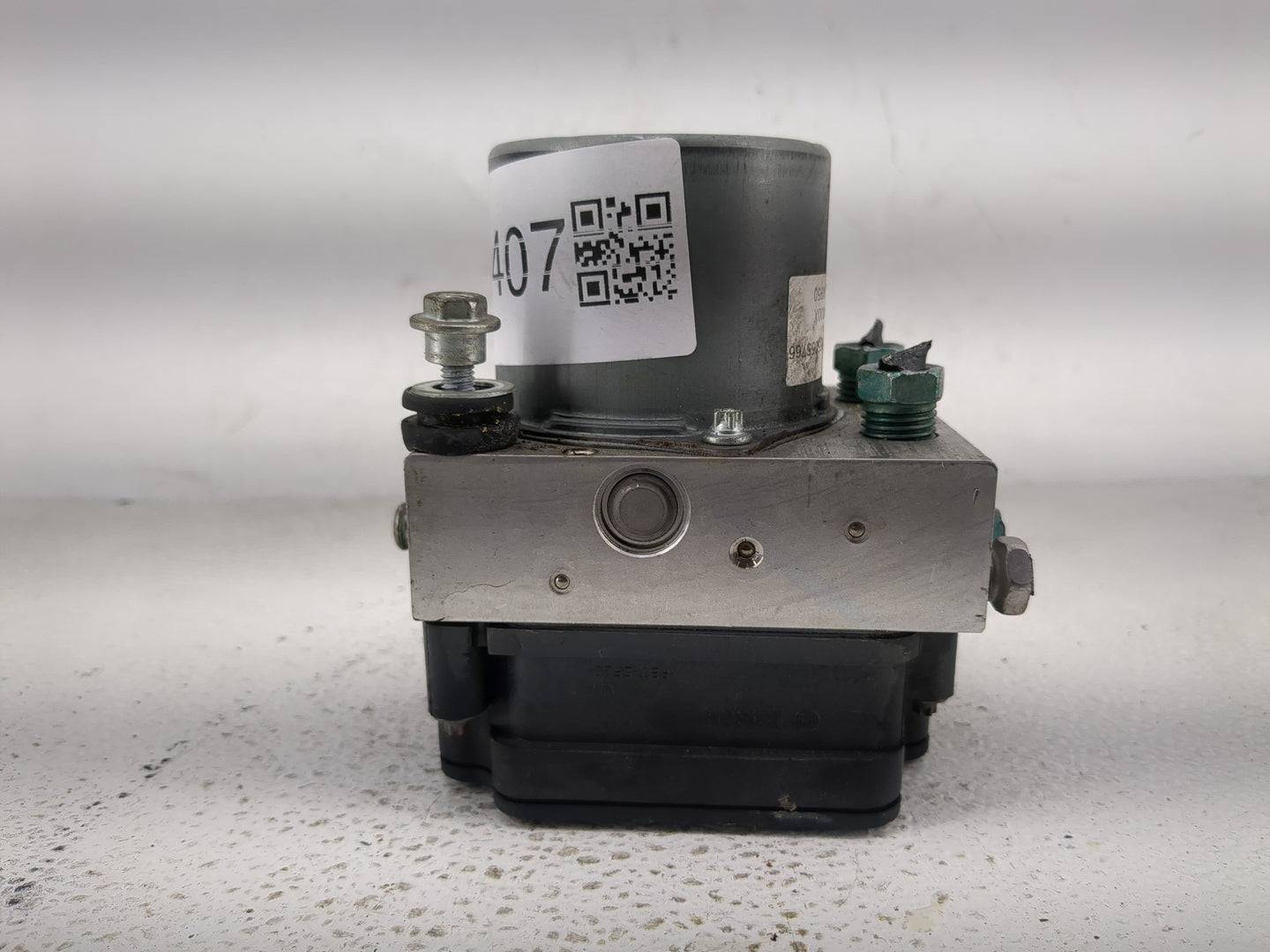 2019-2021 Chevrolet Malibu ABS Pump Control Module Replacement P/N:065055766 8450 2888 Fits Fits 2019 2020 2021 OEM Used Aut