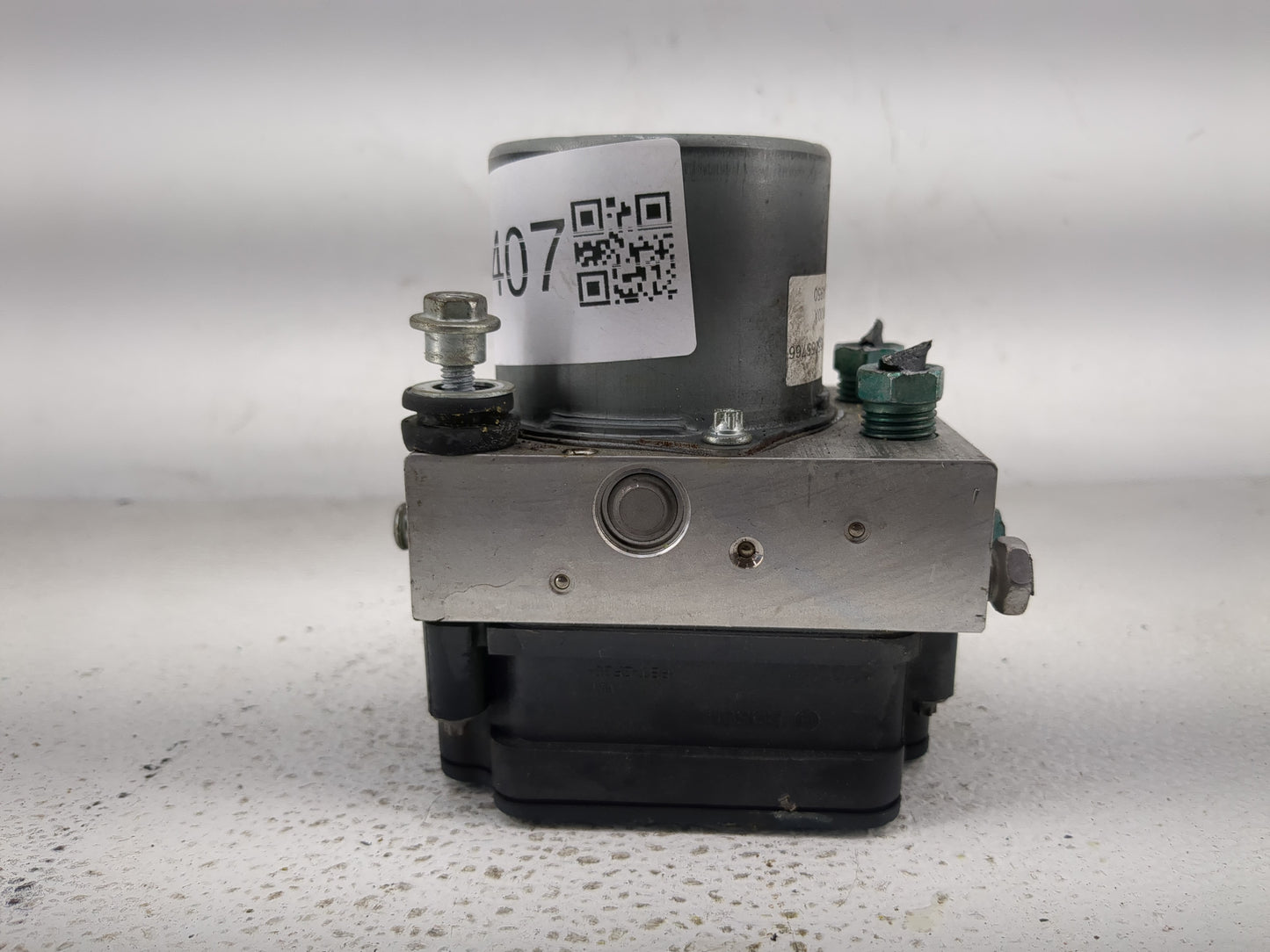 2019-2021 Chevrolet Malibu ABS Pump Control Module Replacement P/N:065055766 8450 2888 Fits Fits 2019 2020 2021 OEM Used Aut