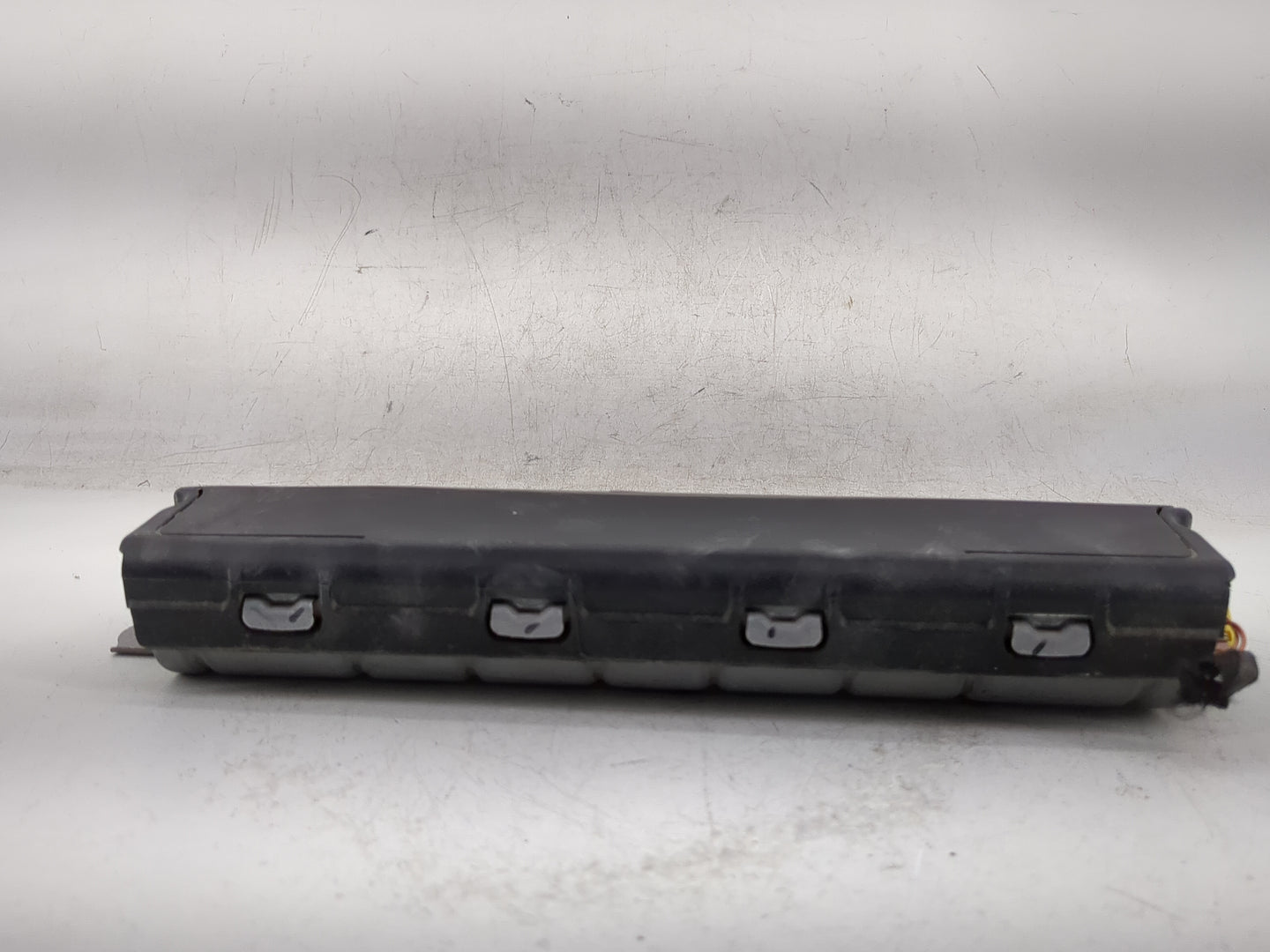 2016-2021 Chevrolet Malibu Air Bag Driver Left Knee OEM P/N:23420286 Fits Fits 2016 2017 2018 2019 2020 2021 OEM Used Auto P
