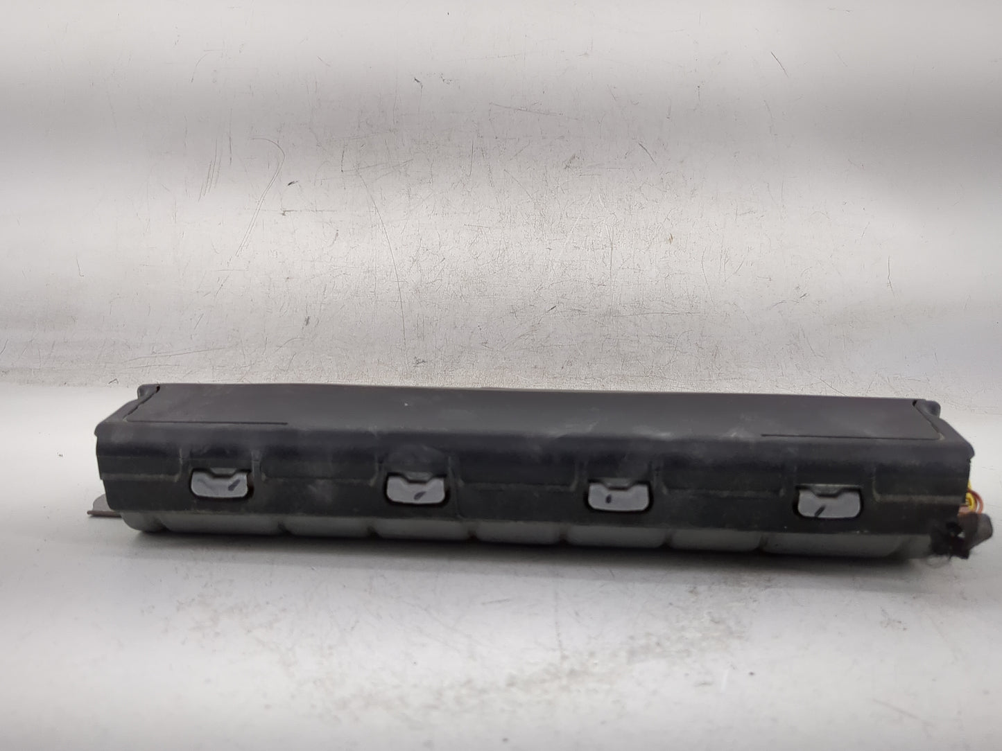 2016-2021 Chevrolet Malibu Air Bag Driver Left Knee OEM P/N:23420286 Fits Fits 2016 2017 2018 2019 2020 2021 OEM Used Auto P