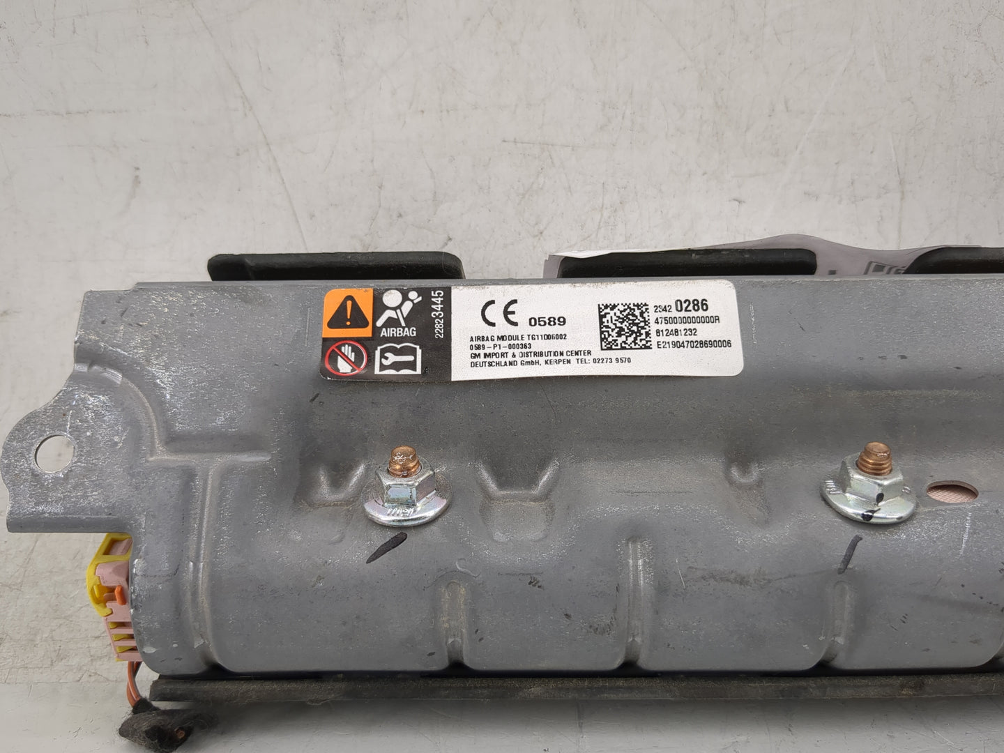2016-2021 Chevrolet Malibu Air Bag Driver Left Knee OEM P/N:23420286 Fits Fits 2016 2017 2018 2019 2020 2021 OEM Used Auto P