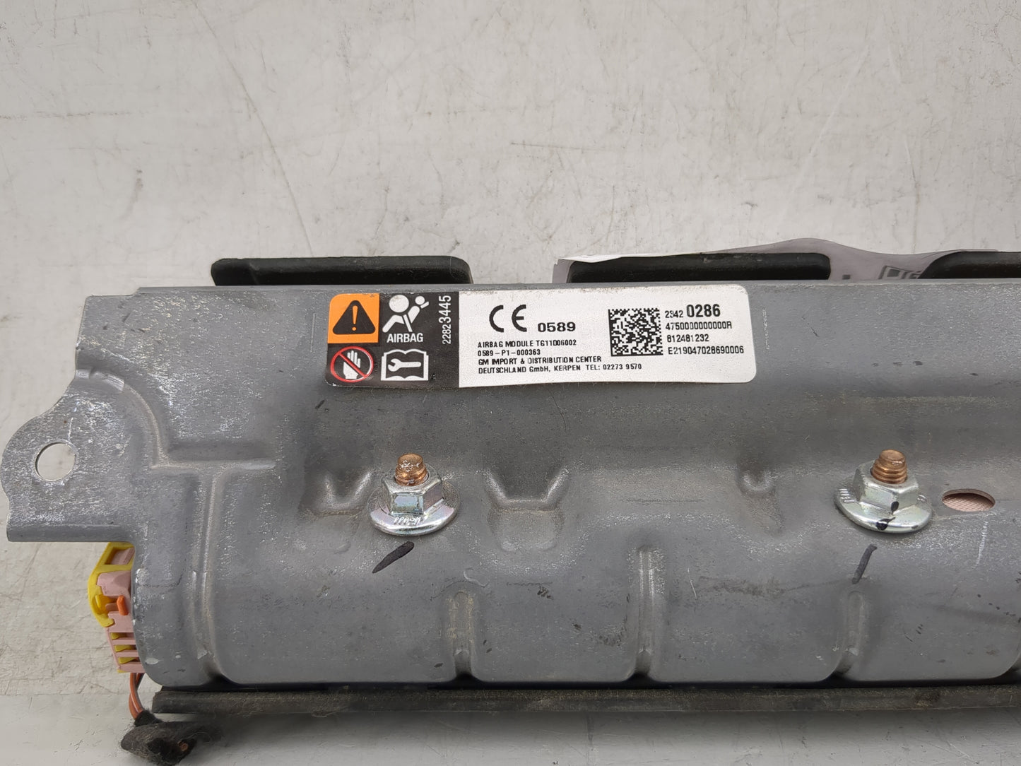 2016-2021 Chevrolet Malibu Air Bag Driver Left Knee OEM P/N:23420286 Fits Fits 2016 2017 2018 2019 2020 2021 OEM Used Auto P