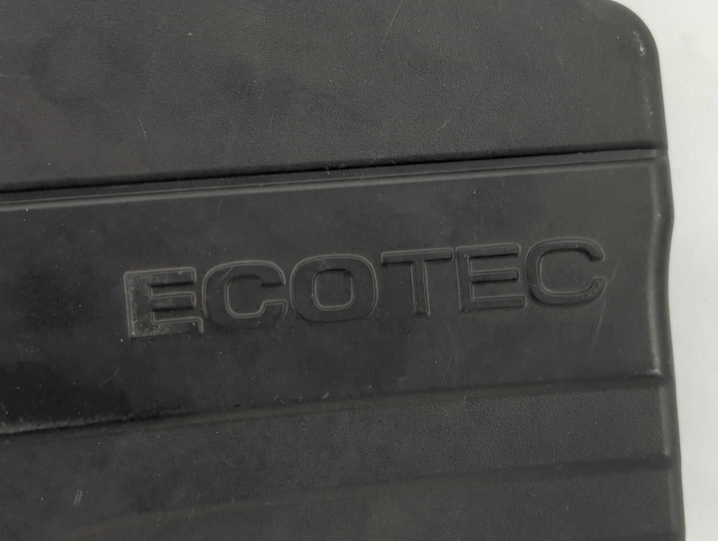 2019 Chevrolet Malibu Engine Cover - Oemusedautoparts1.com