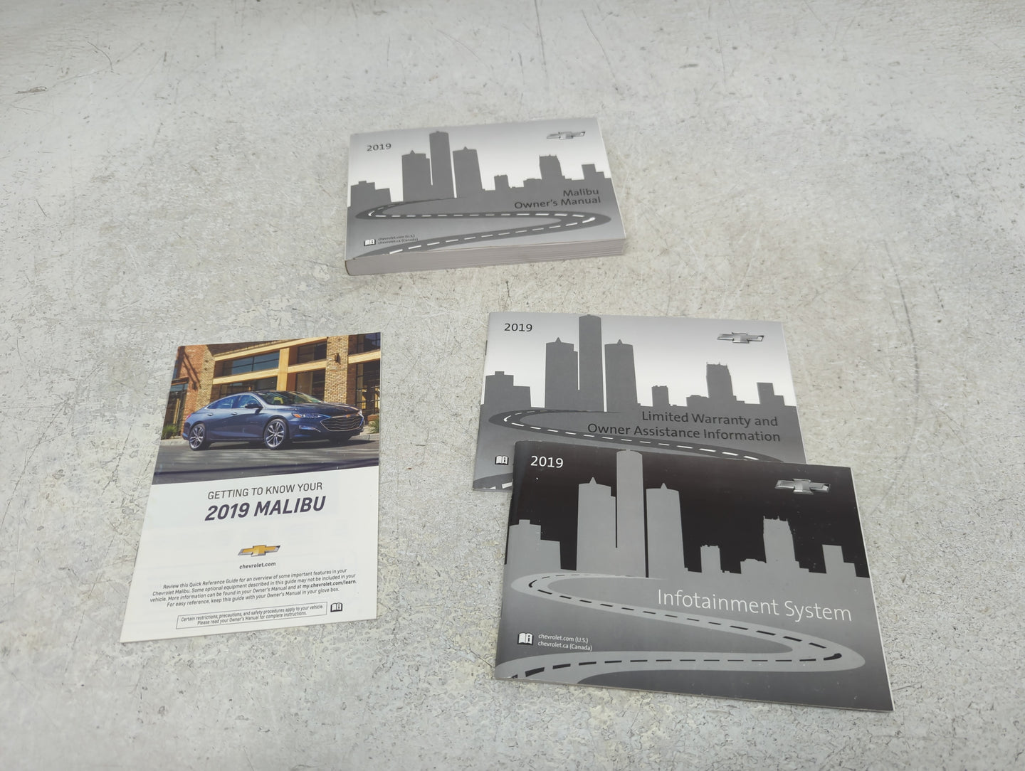 2019 Chevrolet Malibu Owners Manual Book Guide P/N:84074155 B OEM Used Auto Parts - Oemusedautoparts1.com