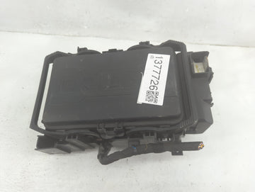 2019-2021 Chevrolet Malibu Fusebox Fuse Box Panel Relay Module P/N:84586305 Fits Fits 2019 2020 2021 OEM Used Auto Parts - O