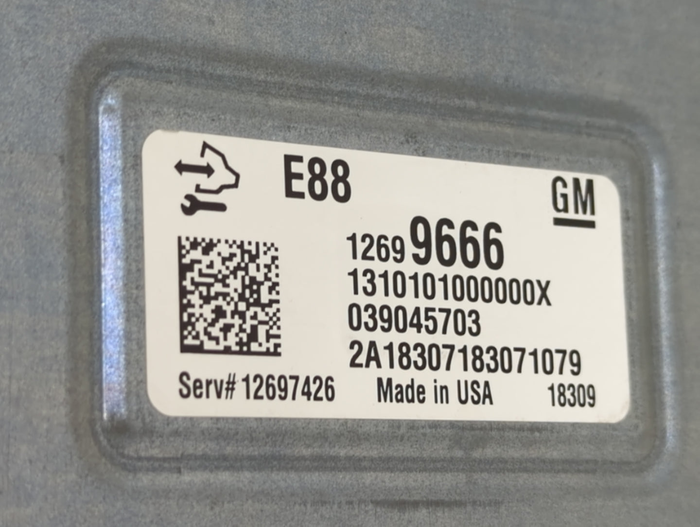 2018-2019 Chevrolet Malibu PCM Engine Control Computer ECU ECM PCU OEM P/N:039045703 12699666 Fits Fits 2018 2019 OEM Used A