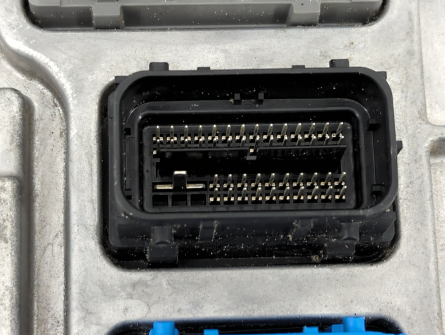 2018-2019 Chevrolet Malibu PCM Engine Control Computer ECU ECM PCU OEM P/N:039045703 12699666 Fits Fits 2018 2019 OEM Used A
