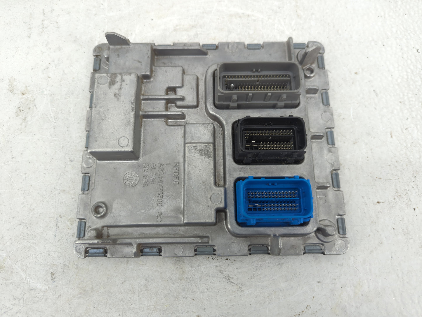 2018-2019 Chevrolet Malibu PCM Engine Control Computer ECU ECM PCU OEM P/N:039045703 12699666 Fits Fits 2018 2019 OEM Used A