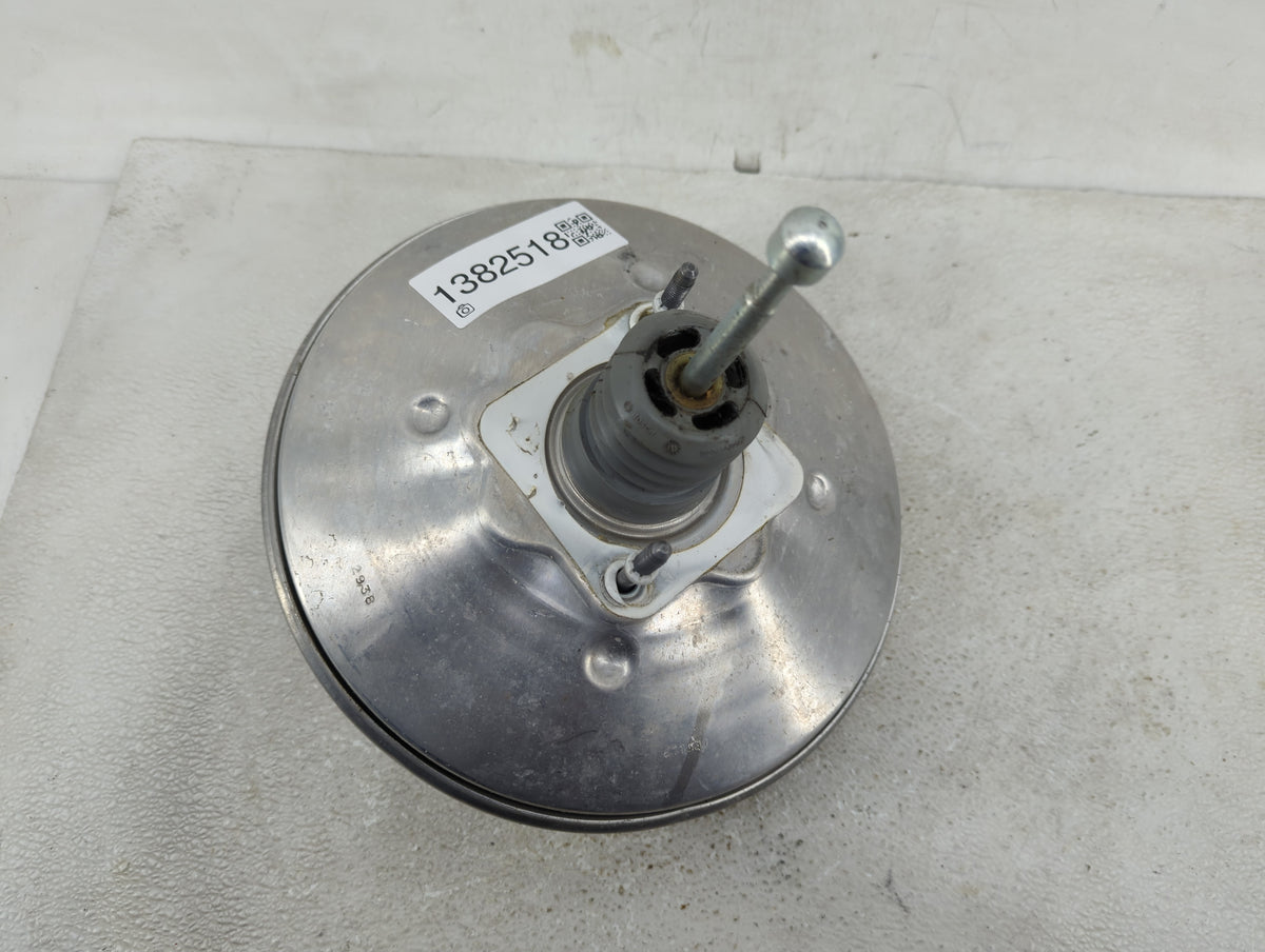 2016-2021 Chevrolet Malibu Power Brake Booster Oem 1382518 - Oemusedautoparts1.com