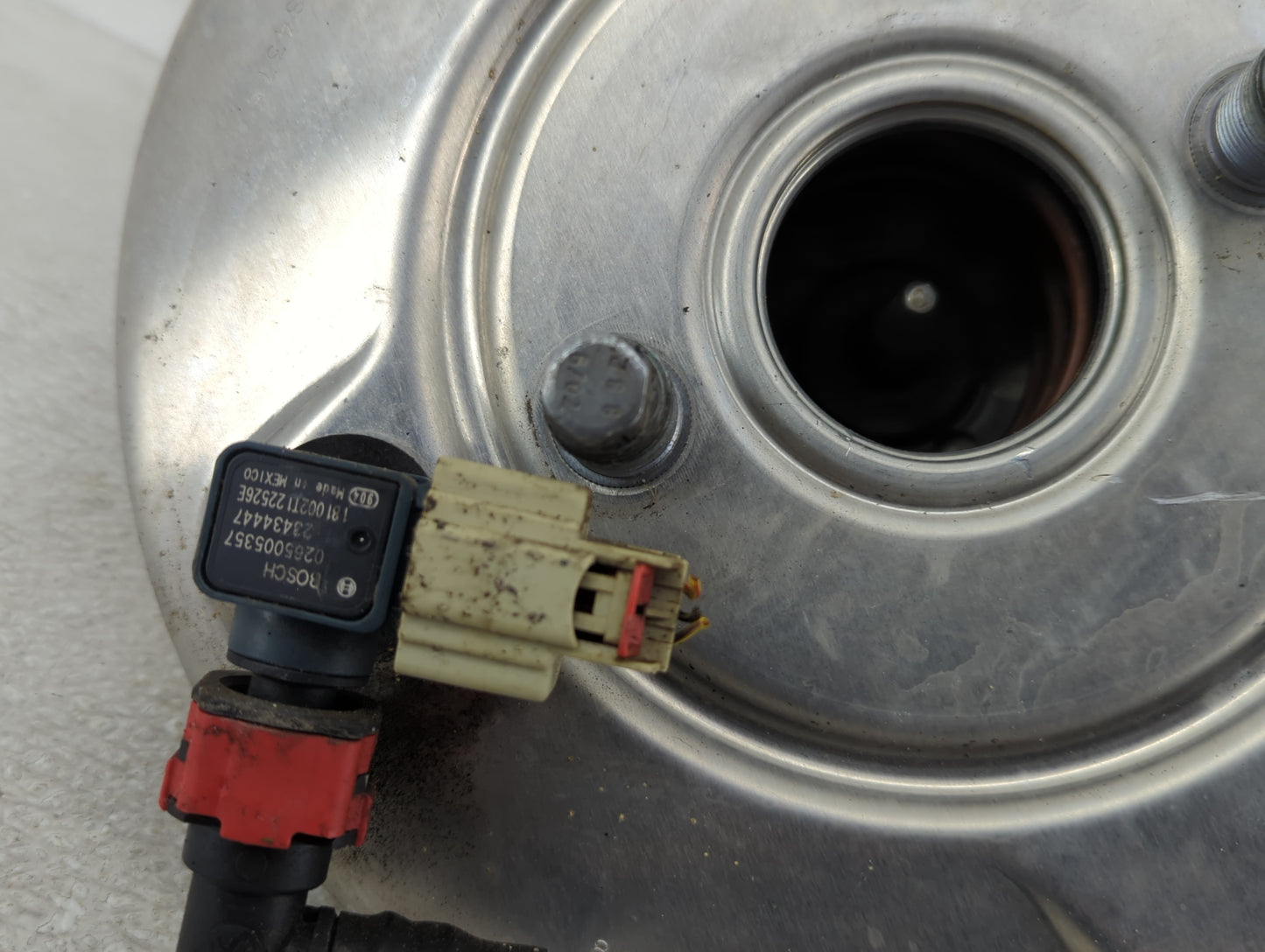 2016-2021 Chevrolet Malibu Power Brake Booster Oem 1382839 - Oemusedautoparts1.com