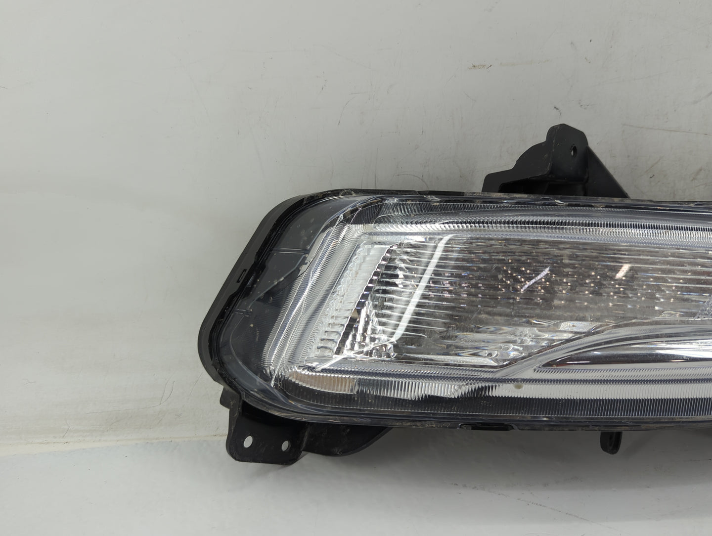 2019-2022 Chevrolet Malibu Driver Left Oem Fog Light Lamp - Oemusedautoparts1.com