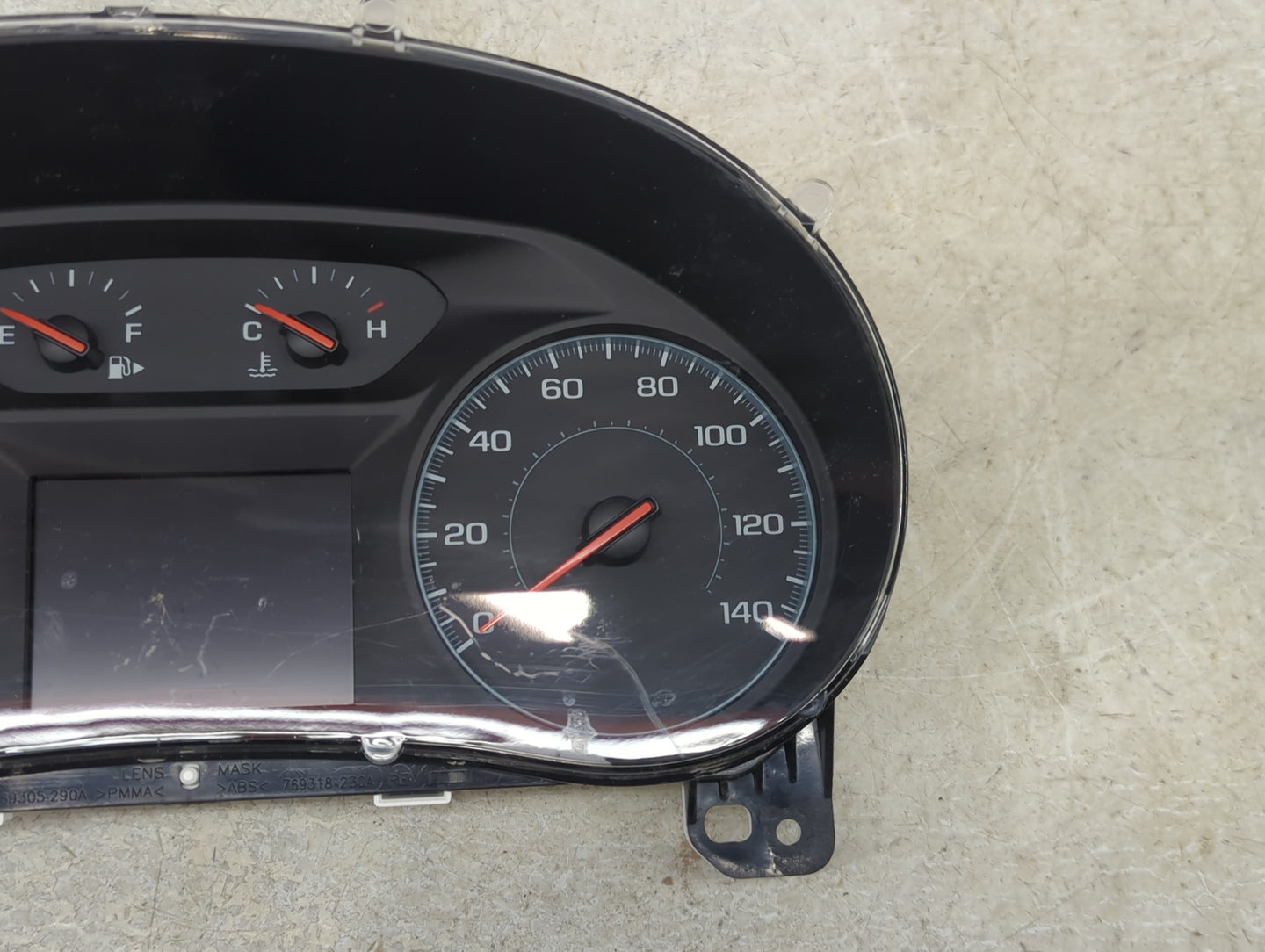 2019 Chevrolet Malibu Instrument Cluster Speedometer Gauges P/N:84524327 Fits OEM Used Auto Parts - Oemusedautoparts1.com