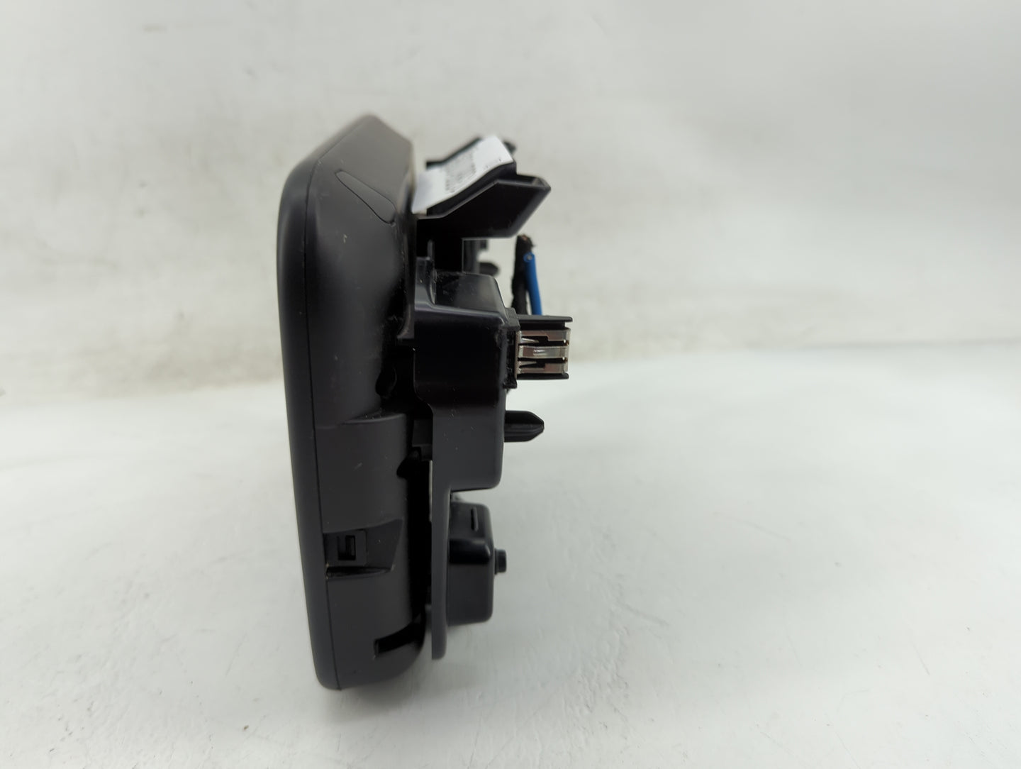 2019 Chevrolet Malibu Information Display Screen - Oemusedautoparts1.com