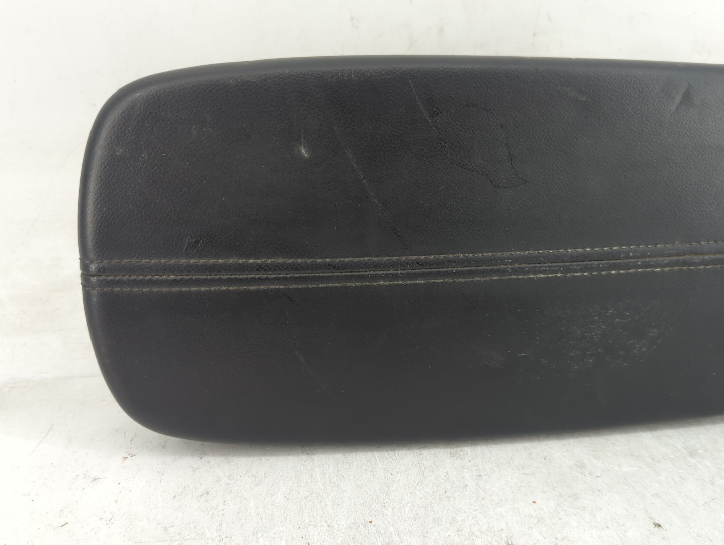 2019 Chevrolet Malibu Center Console Armrest Cover Lid Fits OEM Used Auto Parts - Oemusedautoparts1.com