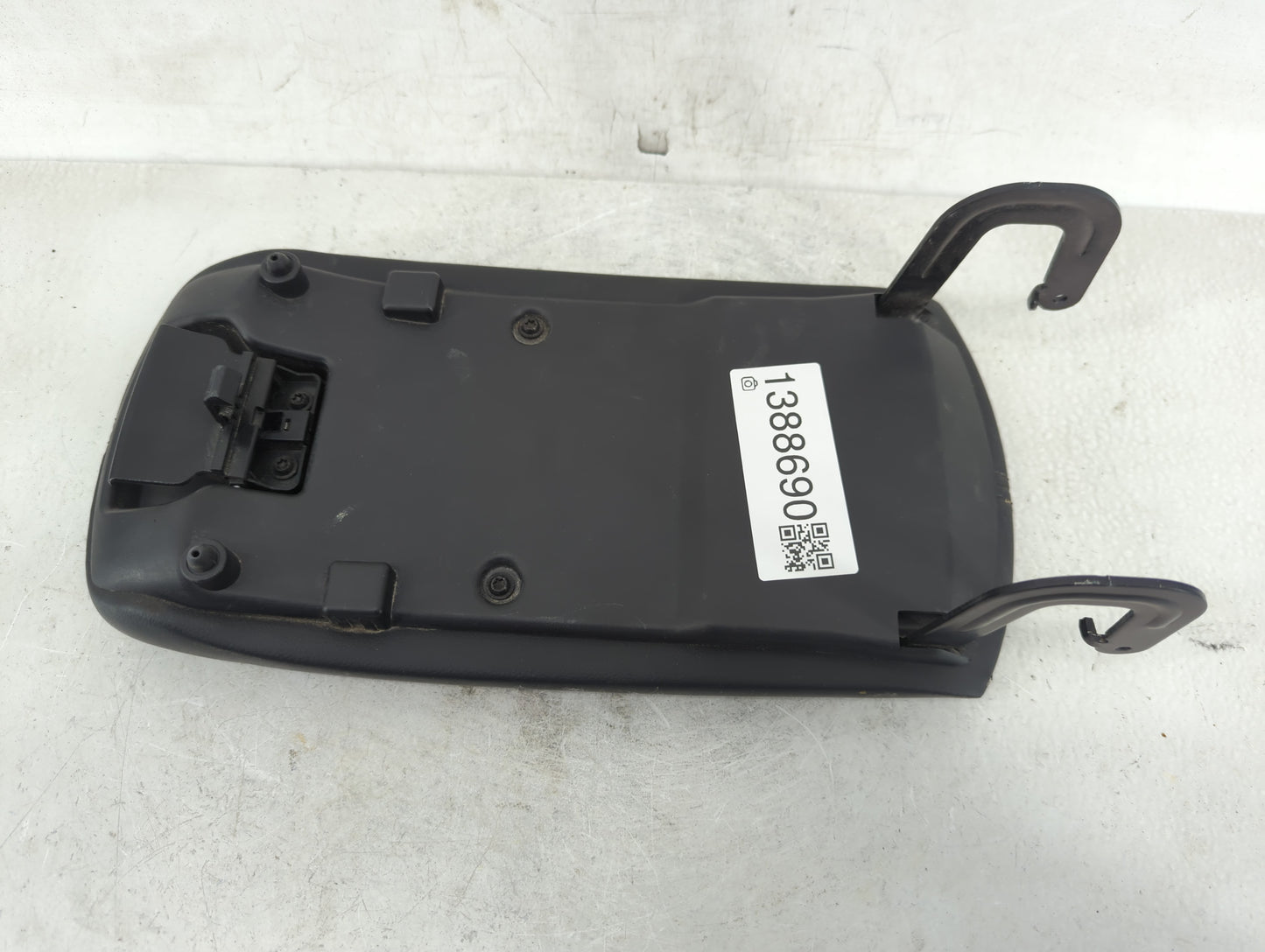 2019 Chevrolet Malibu Center Console Armrest Cover Lid Fits OEM Used Auto Parts - Oemusedautoparts1.com