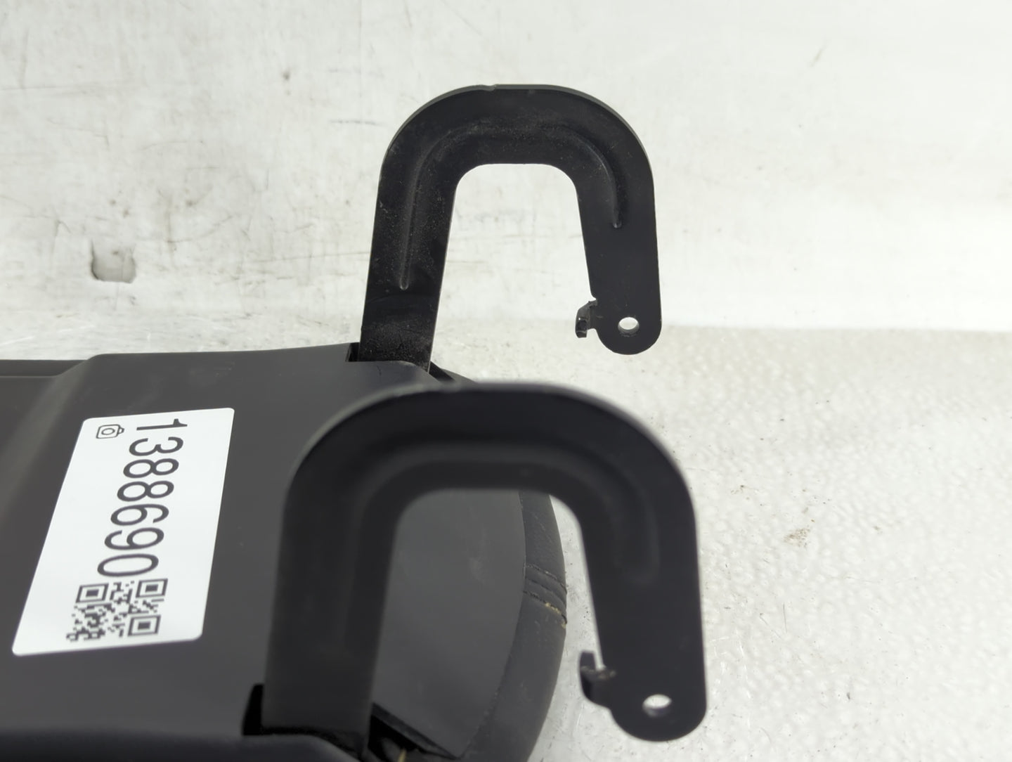 2019 Chevrolet Malibu Center Console Armrest Cover Lid Fits OEM Used Auto Parts - Oemusedautoparts1.com