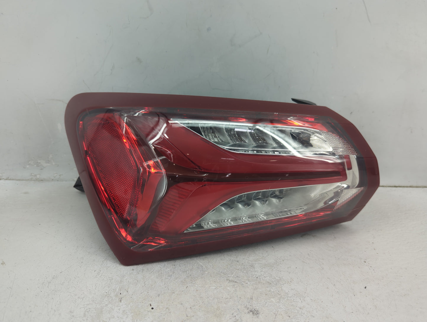 2019-2021 Chevrolet Malibu Tail Light Assembly Driver Left OEM P/N:84595944 Fits Fits 2019 2020 2021 OEM Used Auto Parts - O