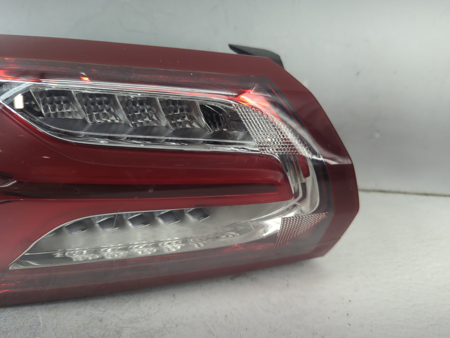 2019-2021 Chevrolet Malibu Tail Light Assembly Driver Left OEM P/N:84595944 Fits Fits 2019 2020 2021 OEM Used Auto Parts - O