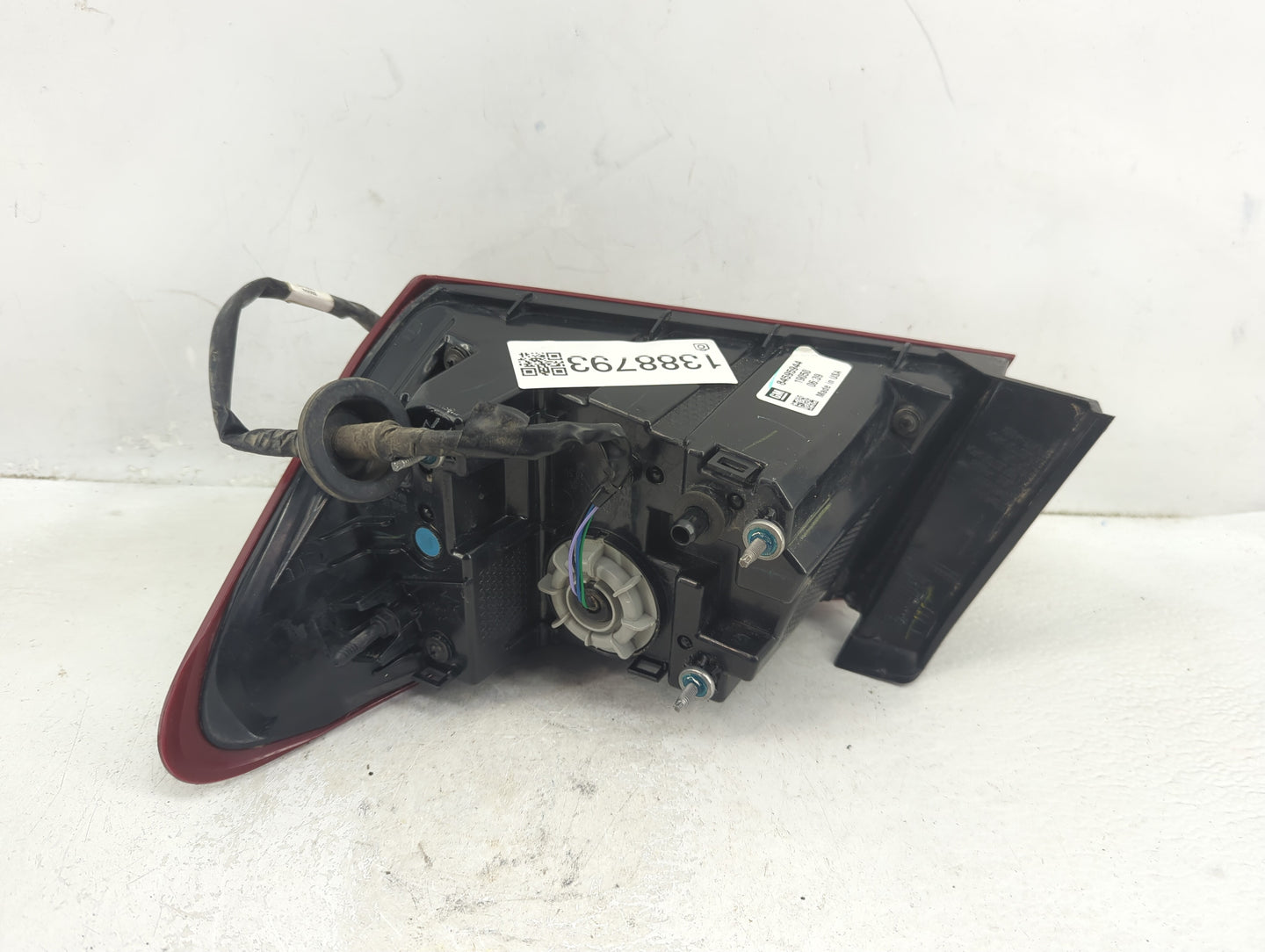 2019-2021 Chevrolet Malibu Tail Light Assembly Driver Left OEM P/N:84595944 Fits Fits 2019 2020 2021 OEM Used Auto Parts - O