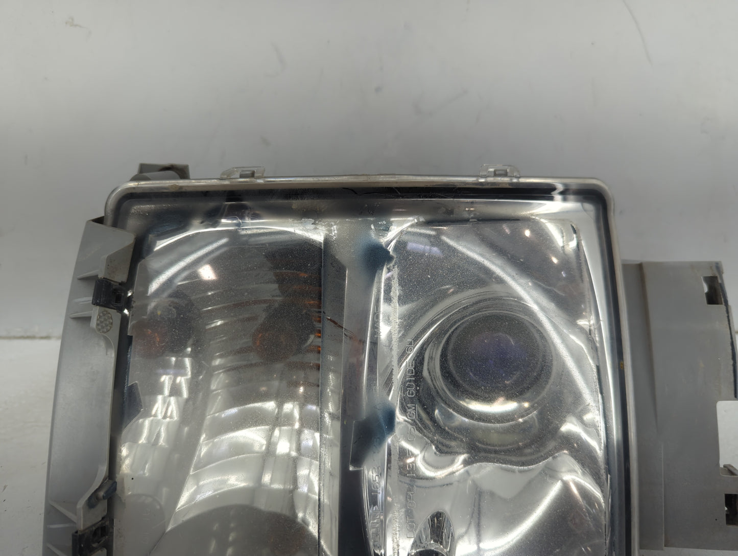2019-2022 Chevrolet Malibu Passenger Right Oem Fog Light Lamp - Oemusedautoparts1.com