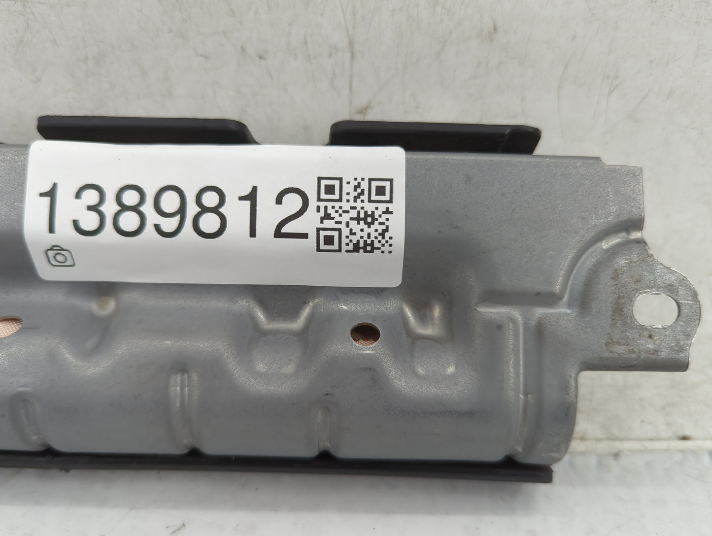 2019 Chevrolet Malibu Air Bag Passenger Right Dashboard OEM P/N:23420286 Fits OEM Used Auto Parts - Oemusedautoparts1.com