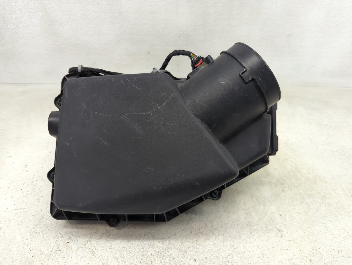 2016-2021 Chevrolet Malibu Air Cleaner Intake-duct Hose Tube 1390274 - Oemusedautoparts1.com