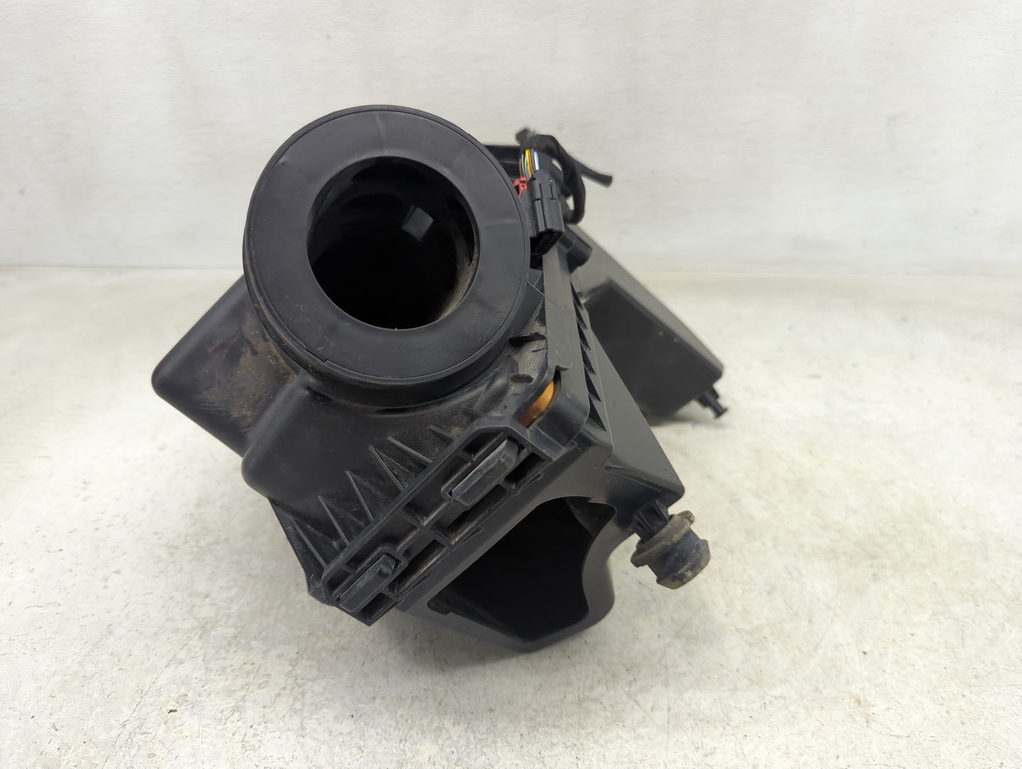 2016-2021 Chevrolet Malibu Air Cleaner Intake-duct Hose Tube 1390274 - Oemusedautoparts1.com