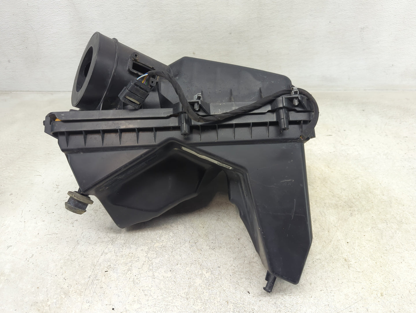 2016-2021 Chevrolet Malibu Air Cleaner Intake-duct Hose Tube 1390274 - Oemusedautoparts1.com
