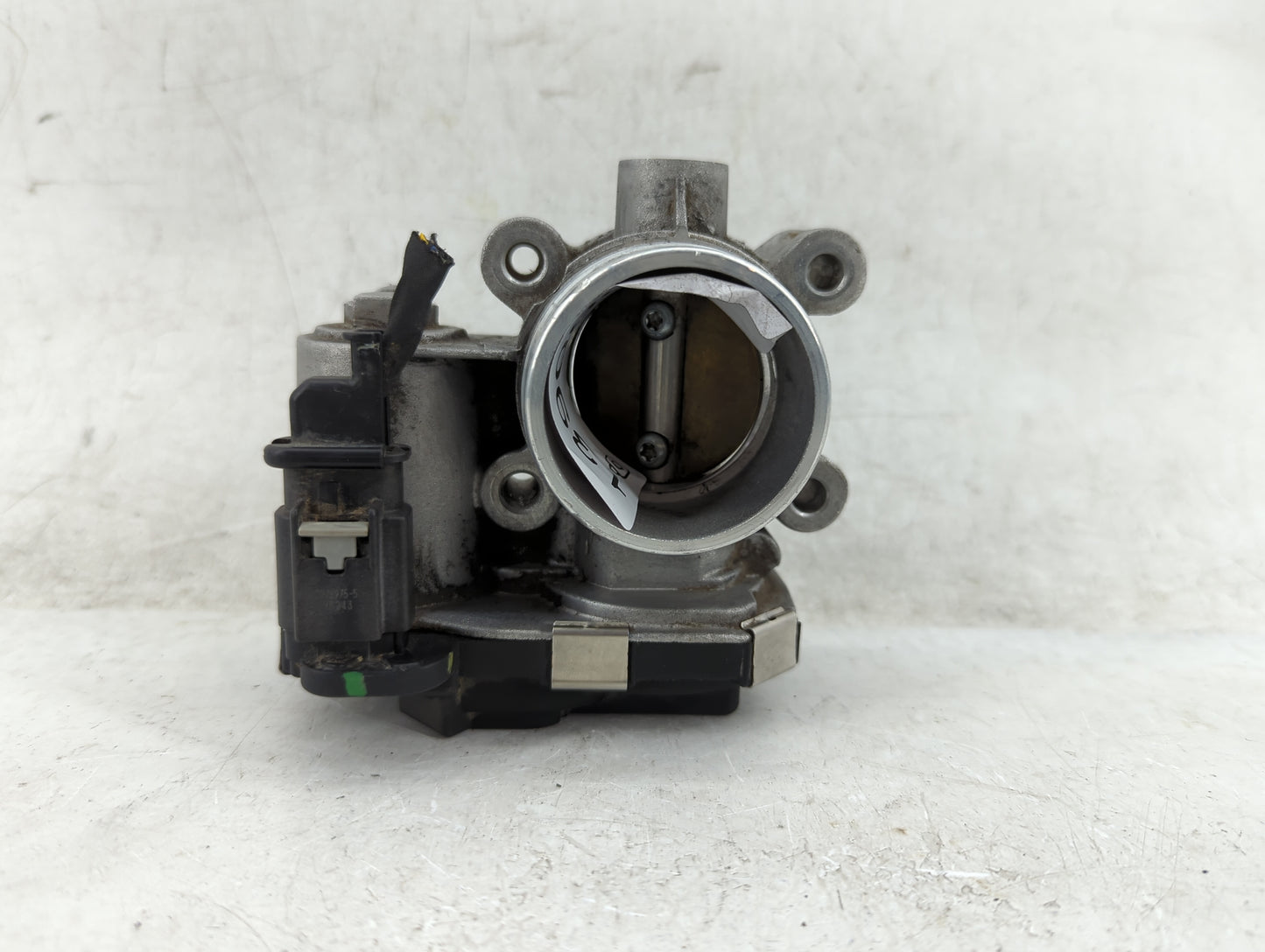 2016-2021 Chevrolet Malibu Throttle Body P/N:12671379AA Fits Fits 2016 2017 2018 2019 2020 2021 2022 OEM Used Auto Parts - O