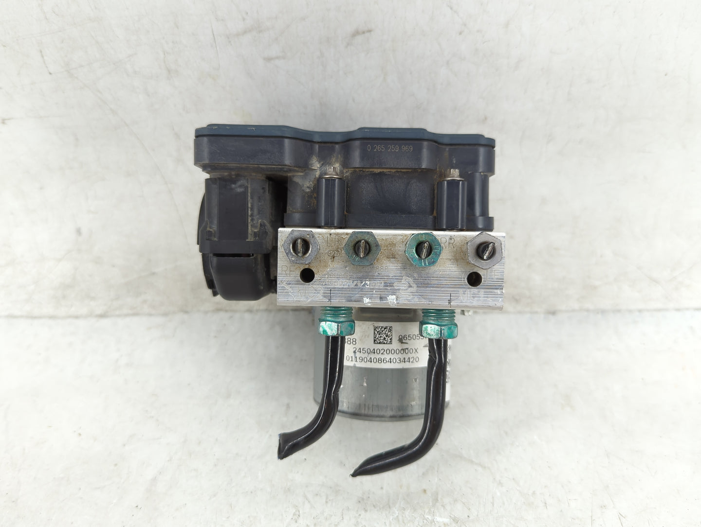 2019-2021 Chevrolet Malibu ABS Pump Control Module Replacement P/N:0 265 259 969 Fits Fits 2019 2020 2021 OEM Used Auto Part
